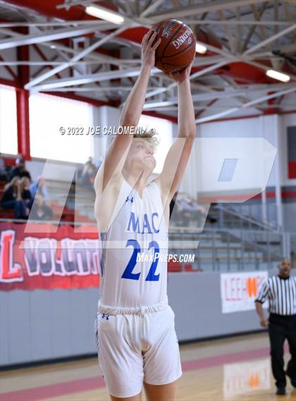 Thumbnail 3 in MacArthur [Douglas] vs Brandeis photogallery.