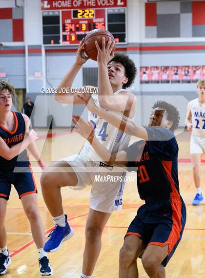 Thumbnail 3 in MacArthur [Douglas] vs Brandeis photogallery.