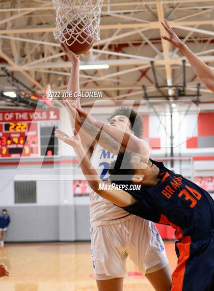 Thumbnail 1 in MacArthur [Douglas] vs Brandeis photogallery.