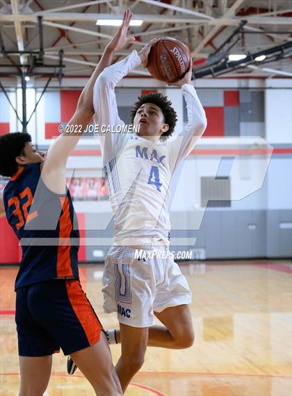 Thumbnail 2 in MacArthur [Douglas] vs Brandeis photogallery.