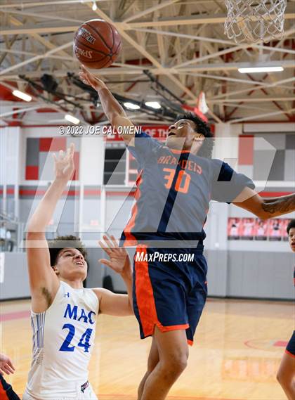 Thumbnail 3 in MacArthur [Douglas] vs Brandeis photogallery.