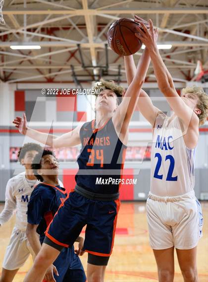 Thumbnail 1 in MacArthur [Douglas] vs Brandeis photogallery.
