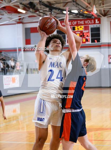 Thumbnail 2 in MacArthur [Douglas] vs Brandeis photogallery.