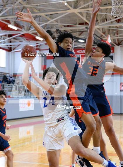 Thumbnail 3 in MacArthur [Douglas] vs Brandeis photogallery.