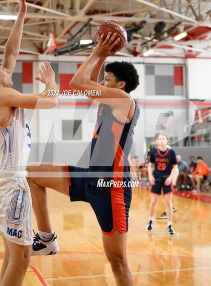 Thumbnail 3 in MacArthur [Douglas] vs Brandeis photogallery.
