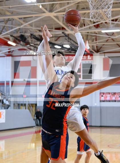 Thumbnail 2 in MacArthur [Douglas] vs Brandeis photogallery.