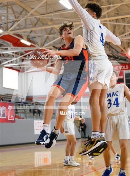 Thumbnail 2 in MacArthur [Douglas] vs Brandeis photogallery.