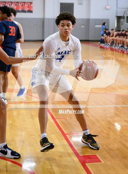 Thumbnail 2 in MacArthur [Douglas] vs Brandeis photogallery.
