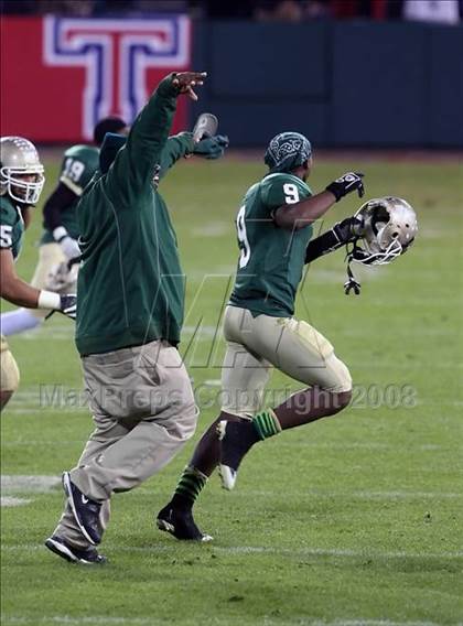 Thumbnail 2 in Tesoro vs. Poly (CIF SS PAC-5 Final) photogallery.