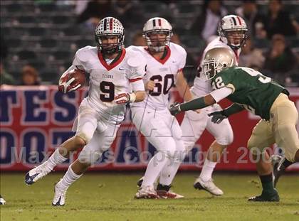 Thumbnail 2 in Tesoro vs. Poly (CIF SS PAC-5 Final) photogallery.