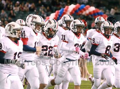 Thumbnail 2 in Tesoro vs. Poly (CIF SS PAC-5 Final) photogallery.