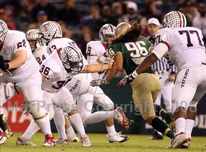 Thumbnail 3 in Tesoro vs. Poly (CIF SS PAC-5 Final) photogallery.