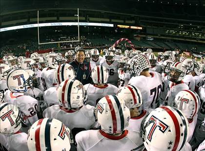 Thumbnail 1 in Tesoro vs. Poly (CIF SS PAC-5 Final) photogallery.