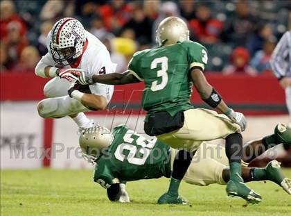 Thumbnail 1 in Tesoro vs. Poly (CIF SS PAC-5 Final) photogallery.