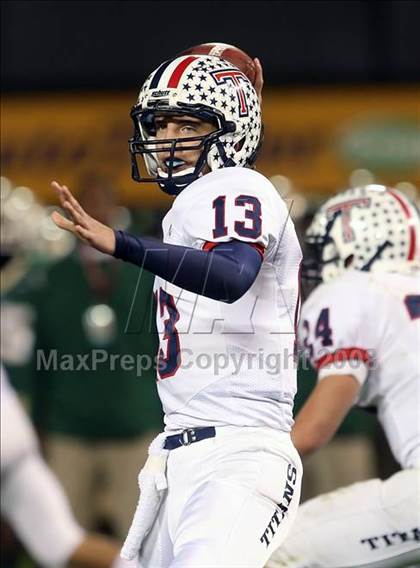 Thumbnail 1 in Tesoro vs. Poly (CIF SS PAC-5 Final) photogallery.