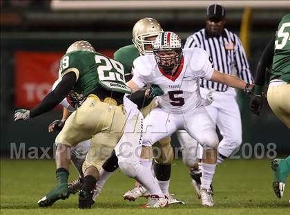 Thumbnail 3 in Tesoro vs. Poly (CIF SS PAC-5 Final) photogallery.