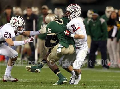 Thumbnail 3 in Tesoro vs. Poly (CIF SS PAC-5 Final) photogallery.