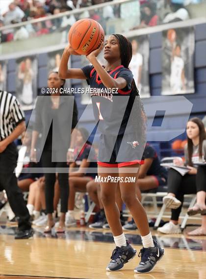 Thumbnail 3 in La Vega vs. Madisonville (UIL 4A Region 3 Final) photogallery.