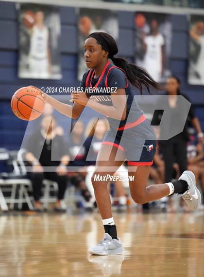 Thumbnail 2 in La Vega vs. Madisonville (UIL 4A Region 3 Final) photogallery.