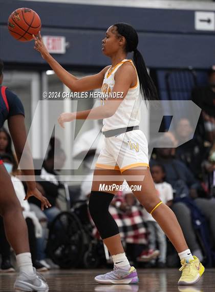 Thumbnail 3 in La Vega vs. Madisonville (UIL 4A Region 3 Final) photogallery.