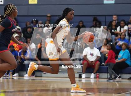 Thumbnail 2 in La Vega vs. Madisonville (UIL 4A Region 3 Final) photogallery.