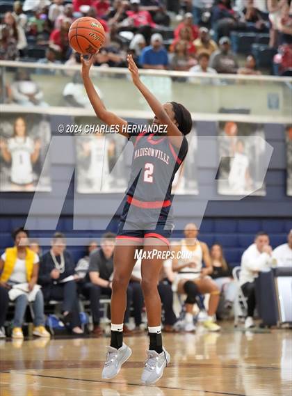 Thumbnail 3 in La Vega vs. Madisonville (UIL 4A Region 3 Final) photogallery.