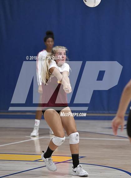 Thumbnail 3 in Woodrow Wilson vs. Woodbridge (Dave Mohs Classic) photogallery.