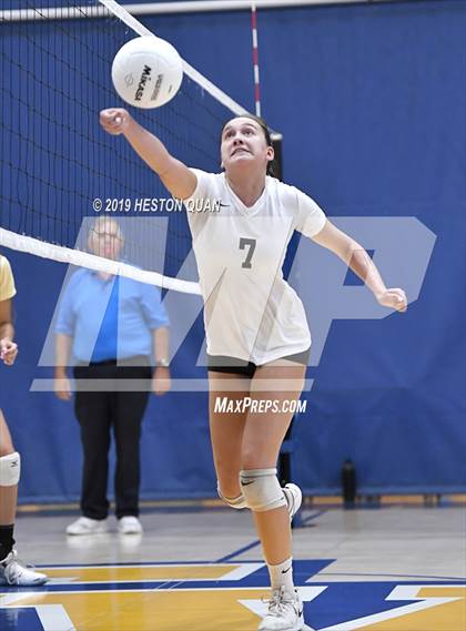 Thumbnail 2 in Woodrow Wilson vs. Woodbridge (Dave Mohs Classic) photogallery.