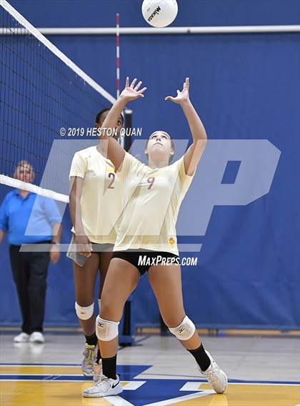 Thumbnail 1 in Woodrow Wilson vs. Woodbridge (Dave Mohs Classic) photogallery.