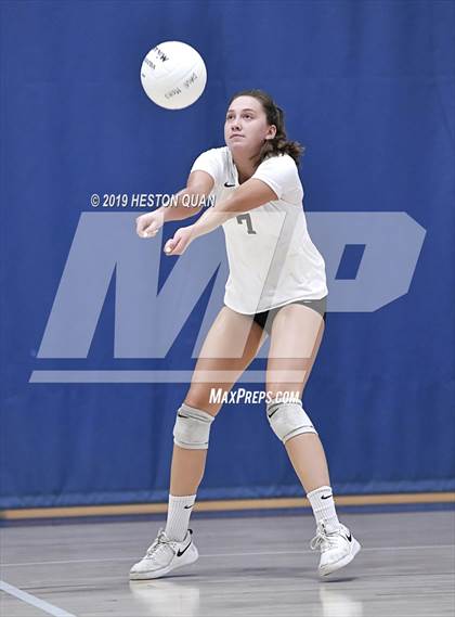 Thumbnail 1 in Woodrow Wilson vs. Woodbridge (Dave Mohs Classic) photogallery.