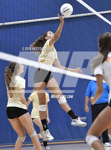 Thumbnail 3 in Woodrow Wilson vs. Woodbridge (Dave Mohs Classic) photogallery.