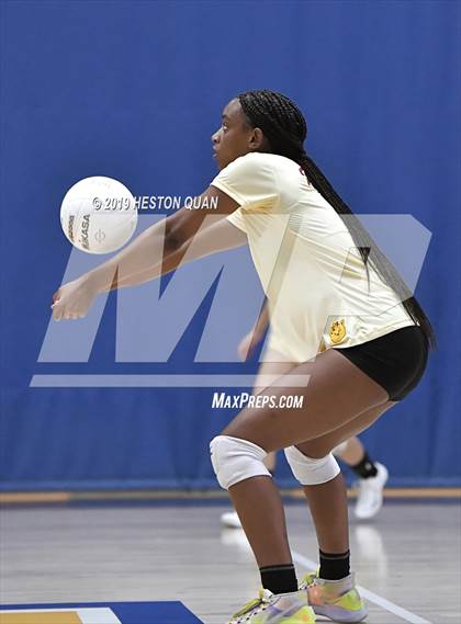 Thumbnail 1 in Woodrow Wilson vs. Woodbridge (Dave Mohs Classic) photogallery.