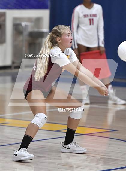 Thumbnail 1 in Woodrow Wilson vs. Woodbridge (Dave Mohs Classic) photogallery.