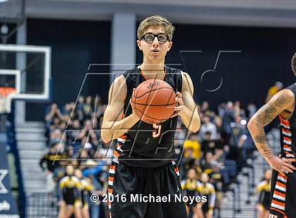 Thumbnail 3 in Wilmington @ Centerville (OHSAA Southwest Regional Final) photogallery.