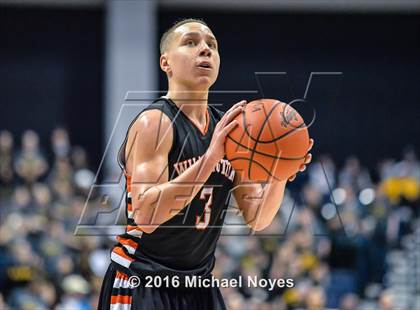 Thumbnail 2 in Wilmington @ Centerville (OHSAA Southwest Regional Final) photogallery.