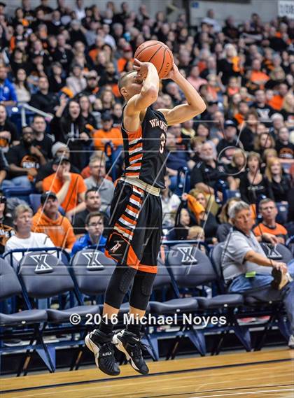 Thumbnail 2 in Wilmington @ Centerville (OHSAA Southwest Regional Final) photogallery.