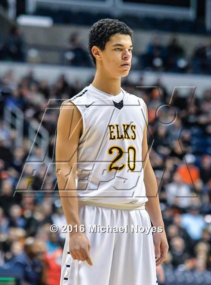 Thumbnail 2 in Wilmington @ Centerville (OHSAA Southwest Regional Final) photogallery.