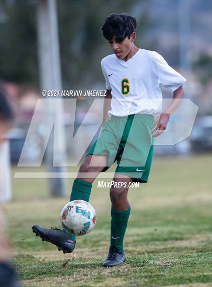 Thumbnail 2 in Royal vs. Moorpark  photogallery.