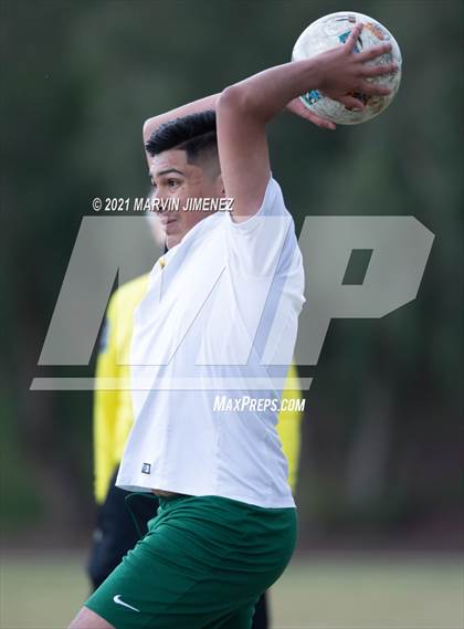 Thumbnail 1 in Royal vs. Moorpark  photogallery.