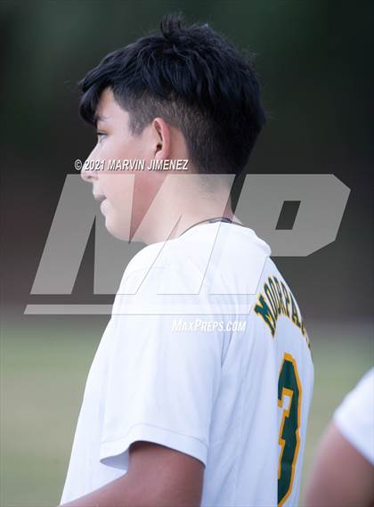 Thumbnail 3 in Royal vs. Moorpark  photogallery.