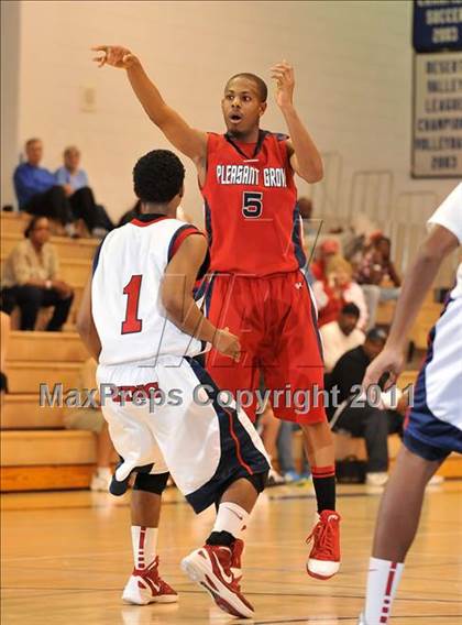 Thumbnail 1 in Pleasant Grove vs. King (MaxPreps Holiday Classic) photogallery.