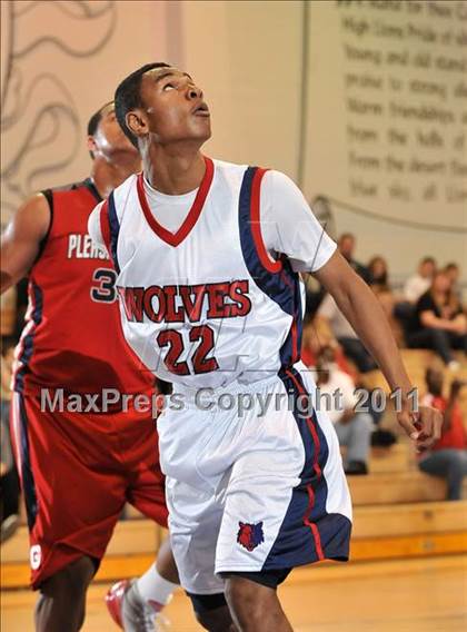 Thumbnail 2 in Pleasant Grove vs. King (MaxPreps Holiday Classic) photogallery.