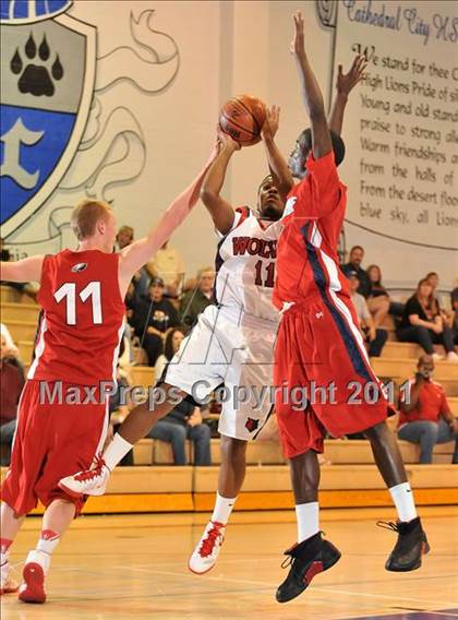 Thumbnail 2 in Pleasant Grove vs. King (MaxPreps Holiday Classic) photogallery.