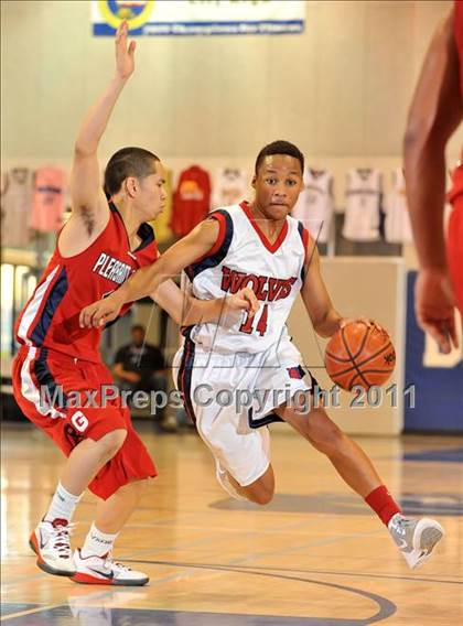 Thumbnail 3 in Pleasant Grove vs. King (MaxPreps Holiday Classic) photogallery.