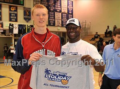 Thumbnail 1 in Pleasant Grove vs. King (MaxPreps Holiday Classic) photogallery.