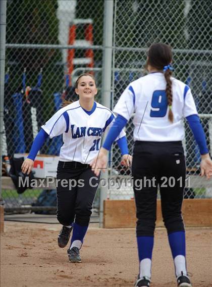 Thumbnail 3 in Churchill vs. Springfield photogallery.