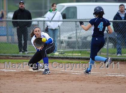 Thumbnail 3 in Churchill vs. Springfield photogallery.