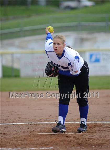 Thumbnail 2 in Churchill vs. Springfield photogallery.