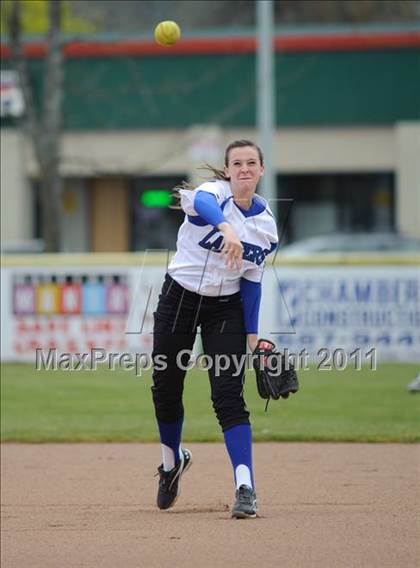 Thumbnail 1 in Churchill vs. Springfield photogallery.