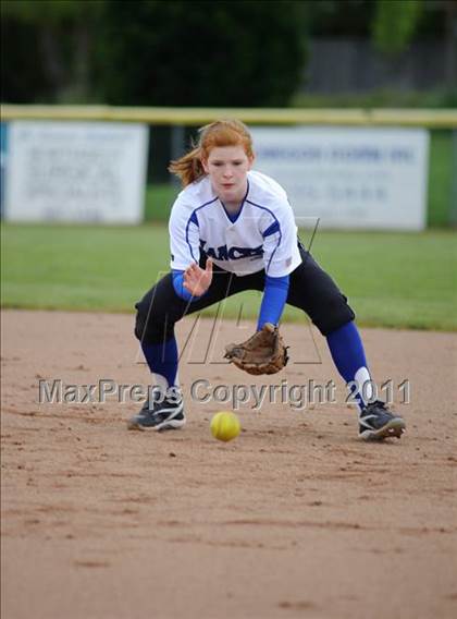 Thumbnail 3 in Churchill vs. Springfield photogallery.